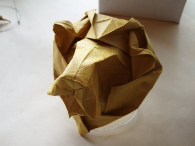 Origami Löwenkopf von Roman Diaz