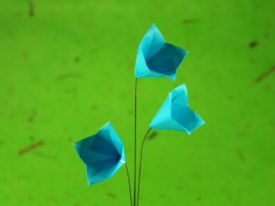 Origami Glockenblume aus Origami Papier