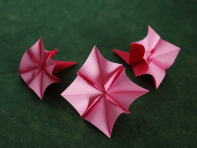 Origami Kirschblüte aus Origami Papier