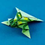 Origami Frosch aus einem Geldschein