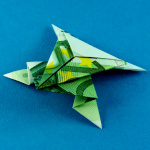 Frosch Origami Frosch aus einem Geldschein