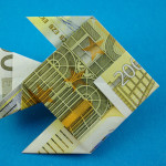Origami Goldfisch aus einem Geldschein