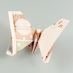 Origami Schmetterling aus einem Geldschein