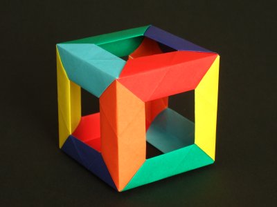 Origami Offener Würfel aus zwölf Modulen