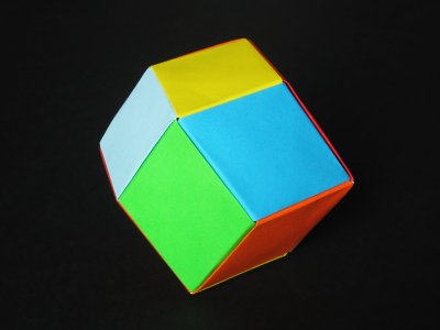 Origami Rhombic Unit aus zwölf Modulen