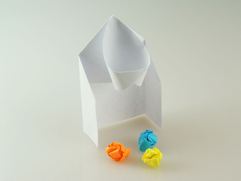 Origami Basketballkorb aus Druckerpapier