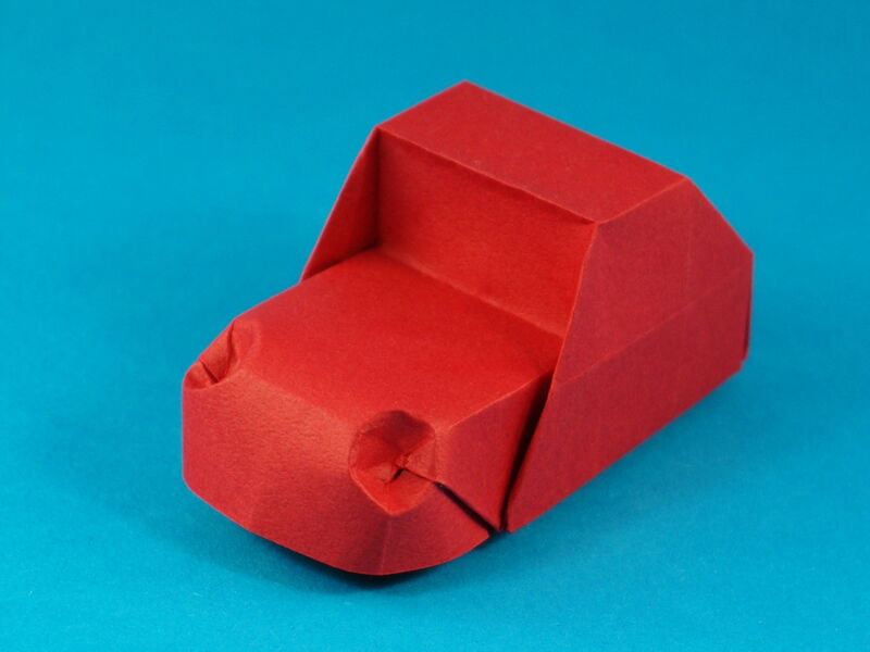 Origami Spielzeugauto aus Washi