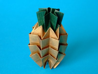 Origami Ananas aus Duocolor Kraftpapier