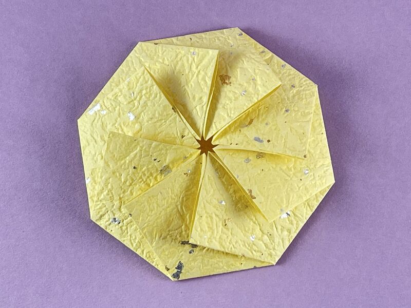 Origami Oktagon-Tato aus Washi