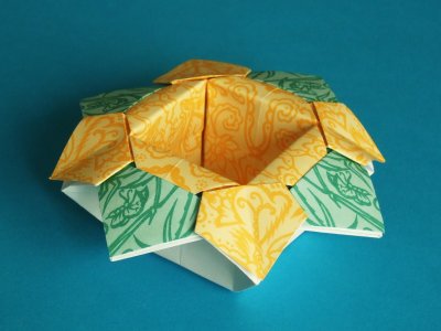 Origami Schanghai-Schale aus Origami Papier