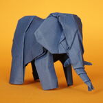 Origami Elefant aus Aquarellpapier