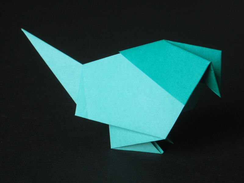 Origami Kanarienvogel aus doppelseitig gefärbtem Papier