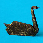 Origami Schwan aus Washi