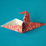 Trinkender Vogel aus Origami Papier